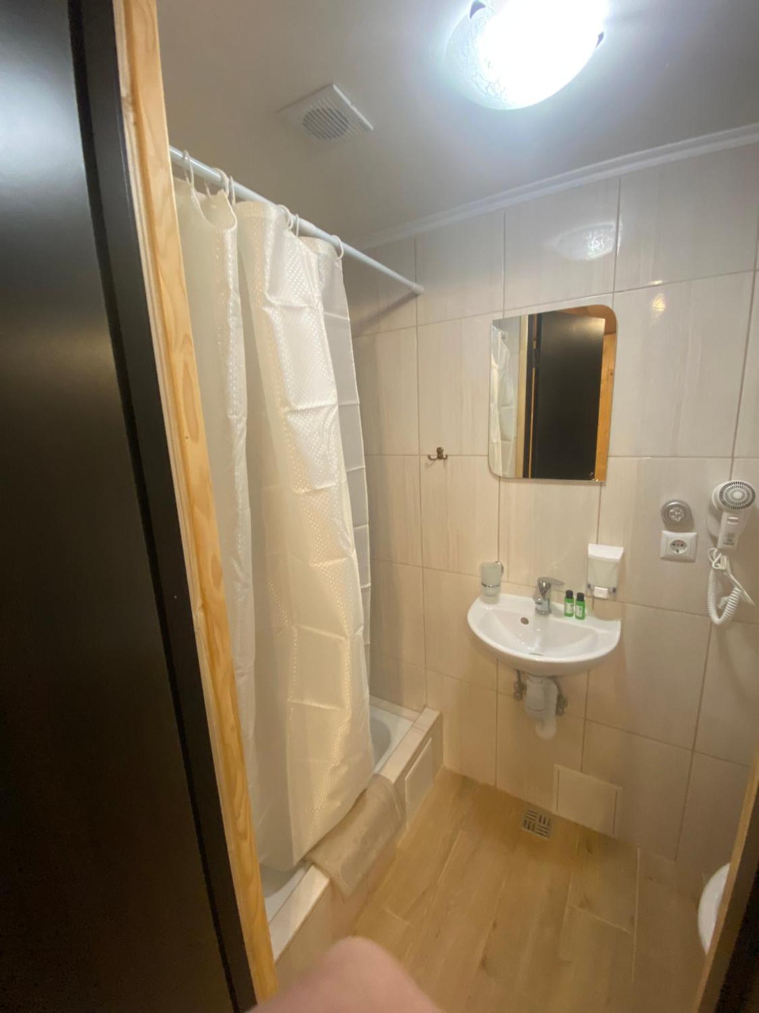 Газдівська Хижа Pilipets Luaran gambar