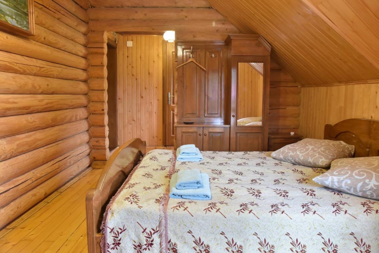 Газдівська Хижа Pilipets Luaran gambar
