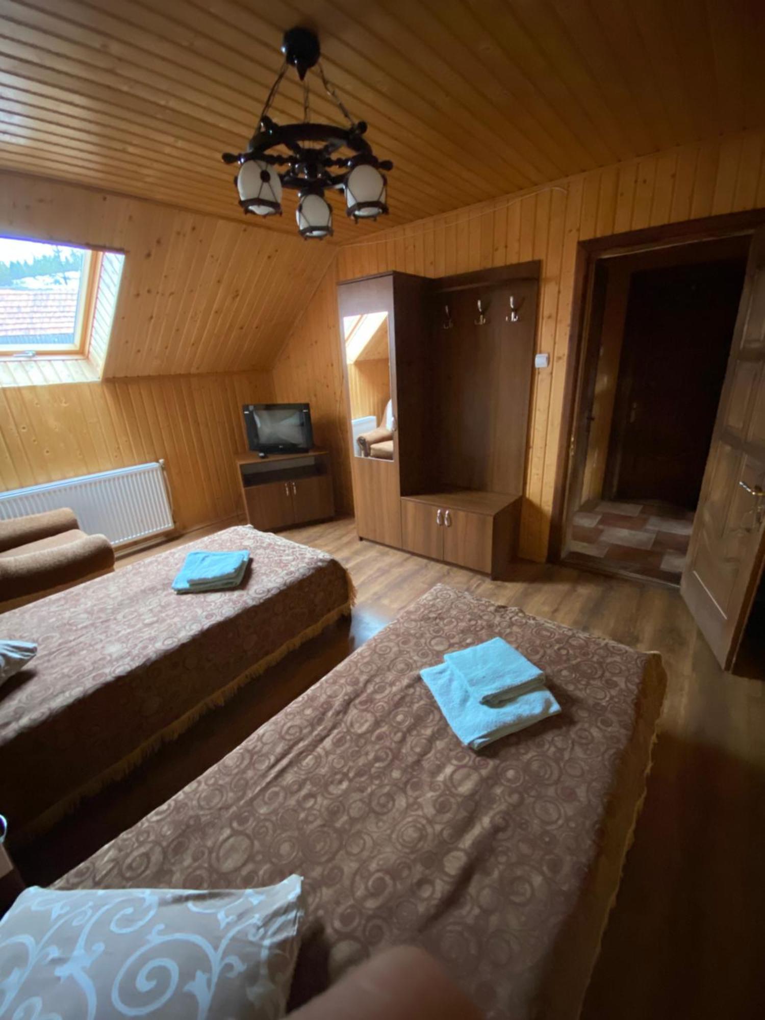 Газдівська Хижа Pilipets Luaran gambar