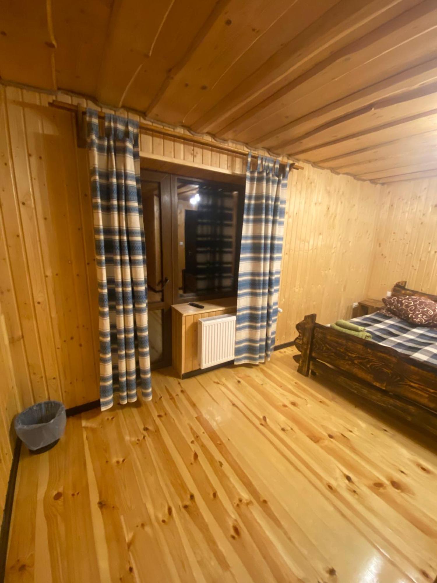 Газдівська Хижа Pilipets Luaran gambar